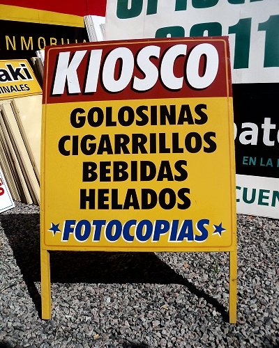cartel de pie para vereda KIOSCO en zona oeste